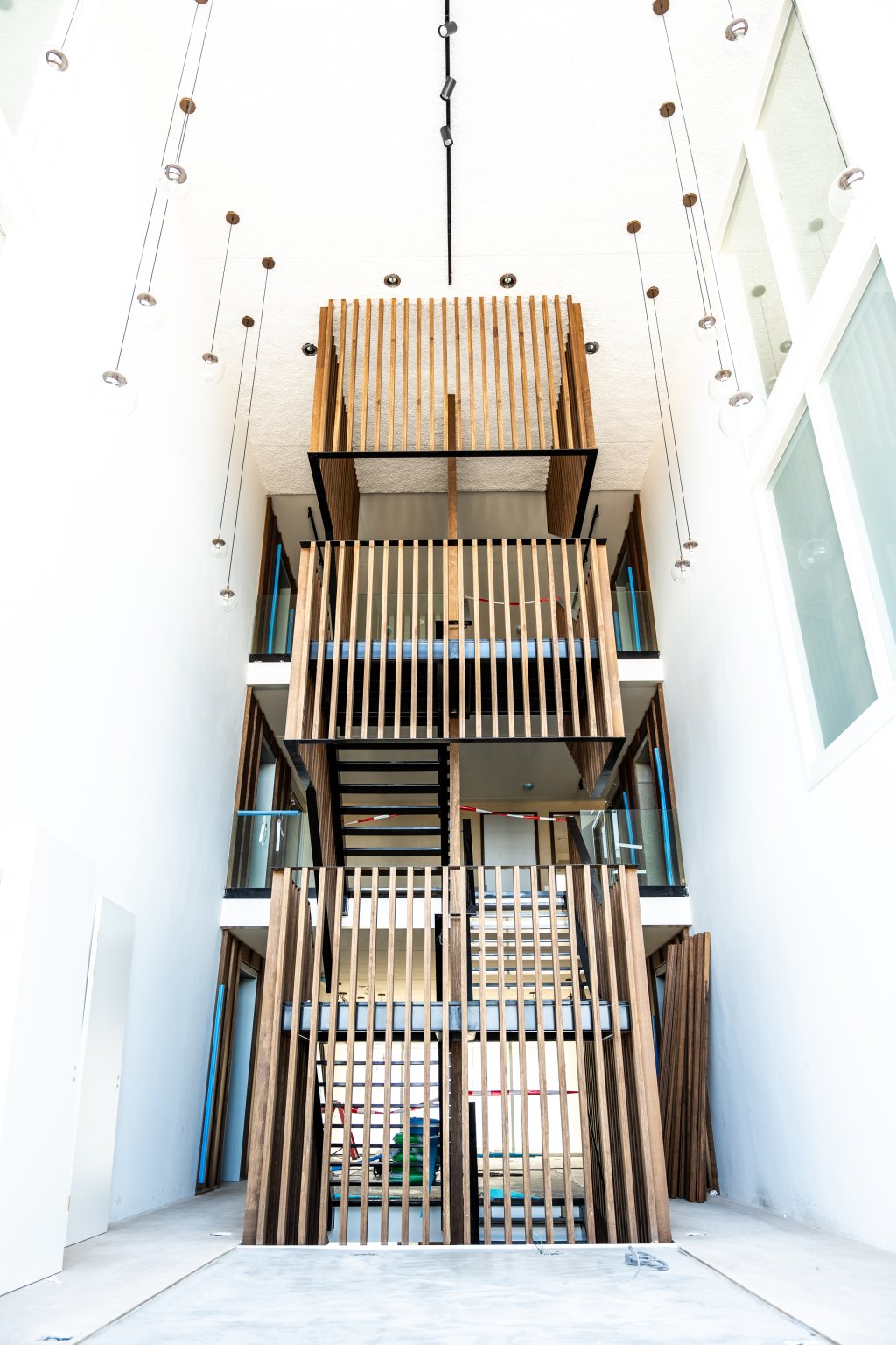 Project: Lumen Light Living, interieurmontage door Alwood.